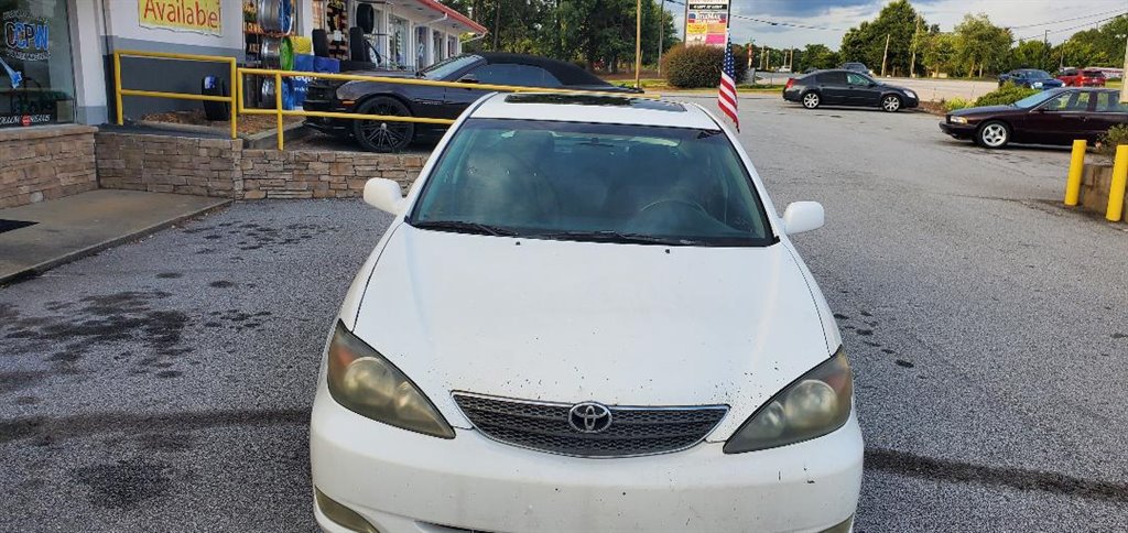 2002 Toyota Camry SE photo 6