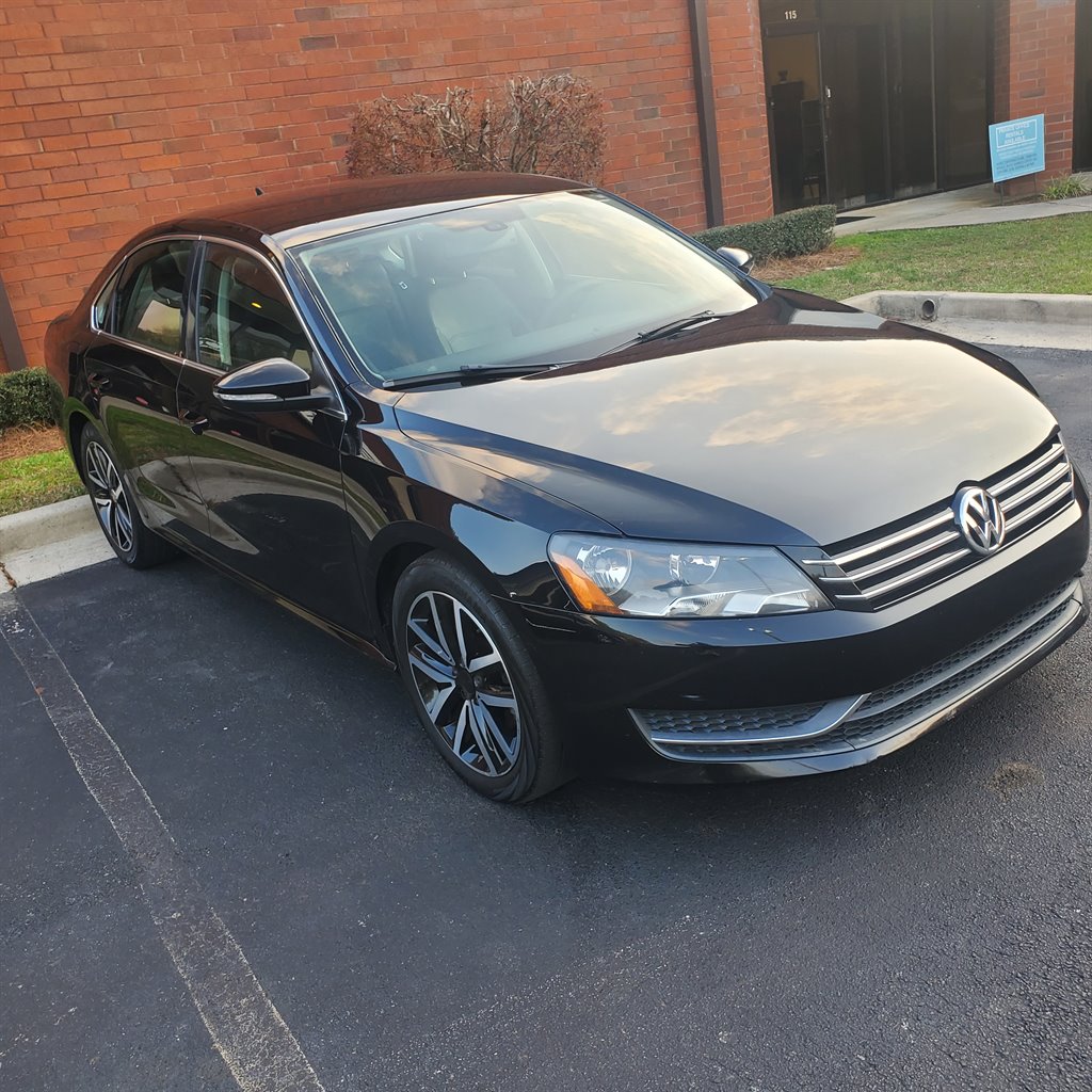 2012 Volkswagen Passat SE photo 5