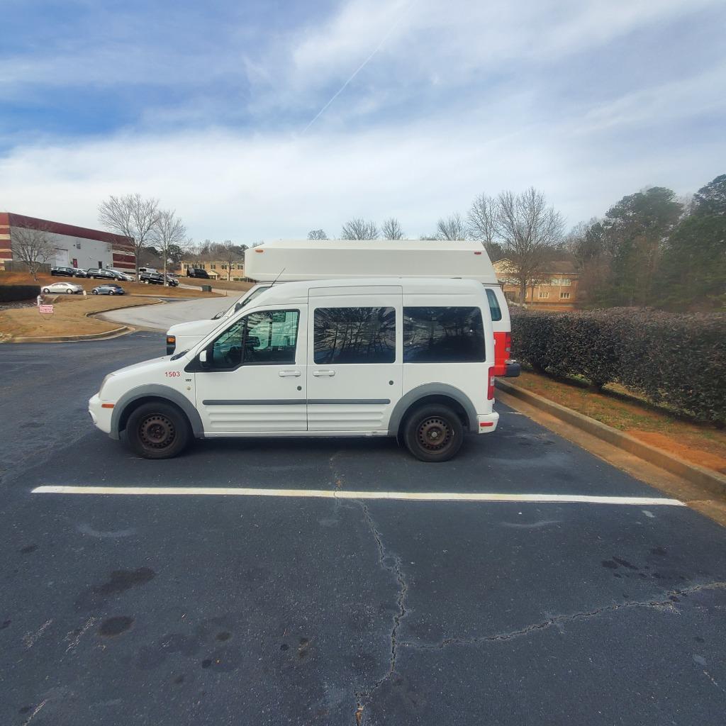 2011 Ford Transit Connect XLT Premium photo 3